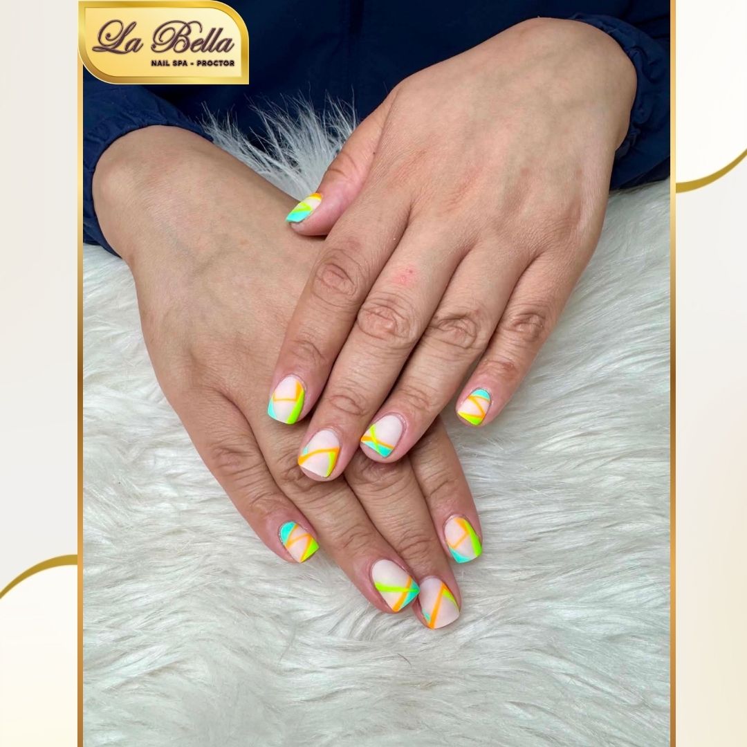La Bella Nail Spa Proctor (2)